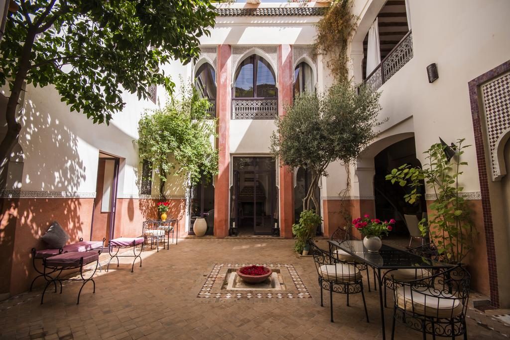 Riads-for-sale-Marrakech-Riad-for-sale-Marrakech-Marrakech-Realty-Marrakech-Real-Estate-Immobilier-Marrakech-Riads-a-vendre-Marrakech-01.jpg