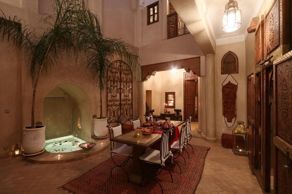 Riads-for-sale-Marrakech-Riad-for-sale-Marrakech-Marrakech-Realty-Marrakech-Real-Estate-Immobilier-Marrakech-Riads-a-vendre-Marrakech-0901.jpg