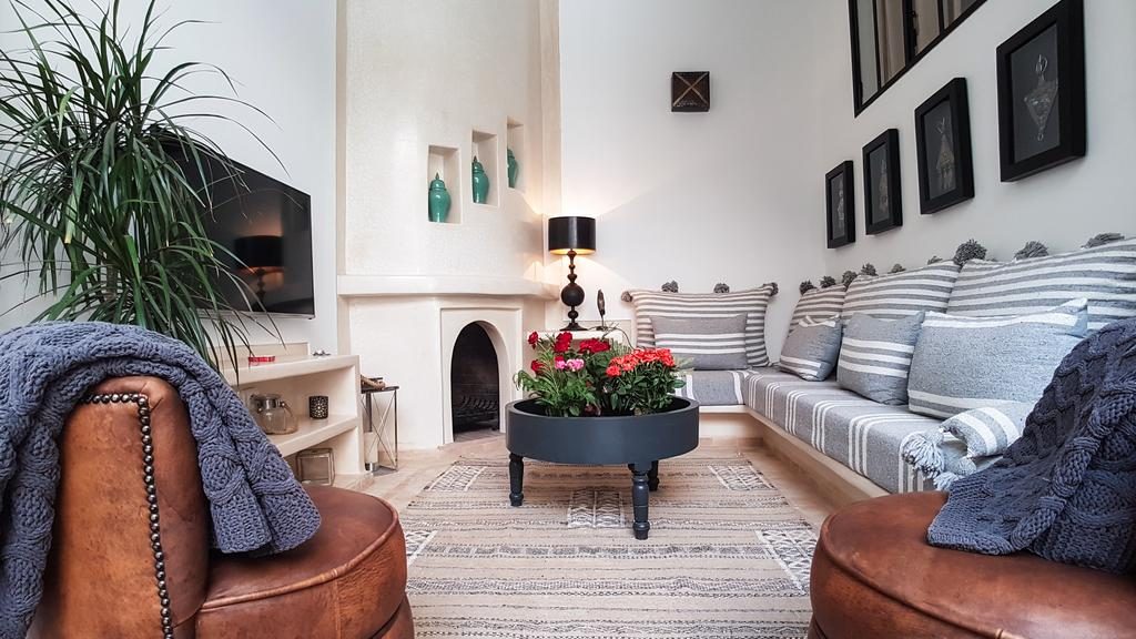 Riads-for-sale-Marrakech-Riad-for-sale-Marrakech-Marrakech-Realty-Marrakech-Real-Estate-Immobilier-Marrakech-Riads-a-vendre-Marrakech-06.jpg