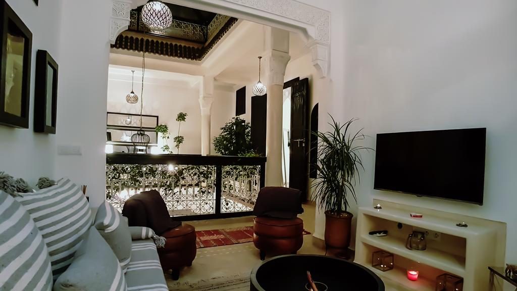 Riads-for-sale-Marrakech-Riad-for-sale-Marrakech-Marrakech-Realty-Marrakech-Real-Estate-Immobilier-Marrakech-Riads-a-vendre-Marrakech-05.jpg