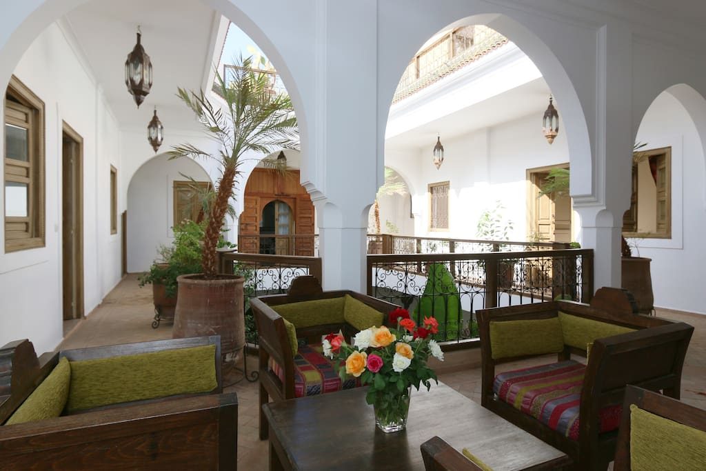 Riads-for-sale-Marrakech-Riad-for-sale-Marrakech-Marrakech-Realty-Marrakech-Real-Estate-Immobilier-Marrakech-Riads-a-vendre-Marrakech-02.jpg