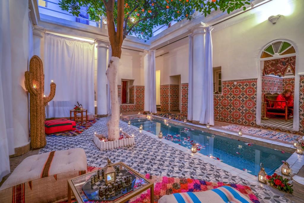 Riads-for-sale-Marrakech-Riad-for-sale-Marrakech-Marrakech-Realty-Marrakech-Real-Estate-Immobilier-Marrakech-Riads-a-vendre-Marrakech-01.jpg