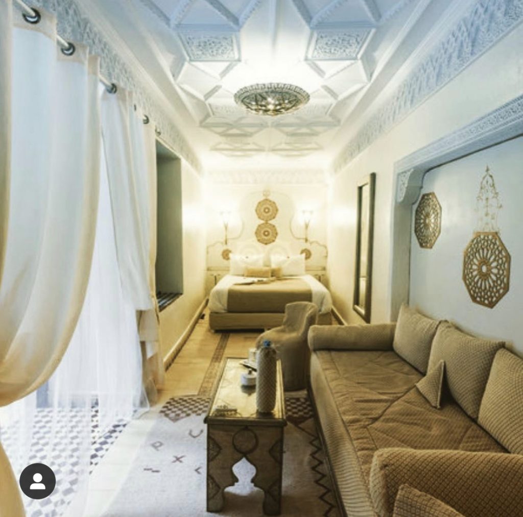 2F2C78CD-0F89-4E41-A081-6B9A4DBF7DB3