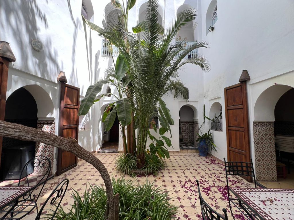 3D9FE183-7455-46C3-BD29-76FD97730ED4