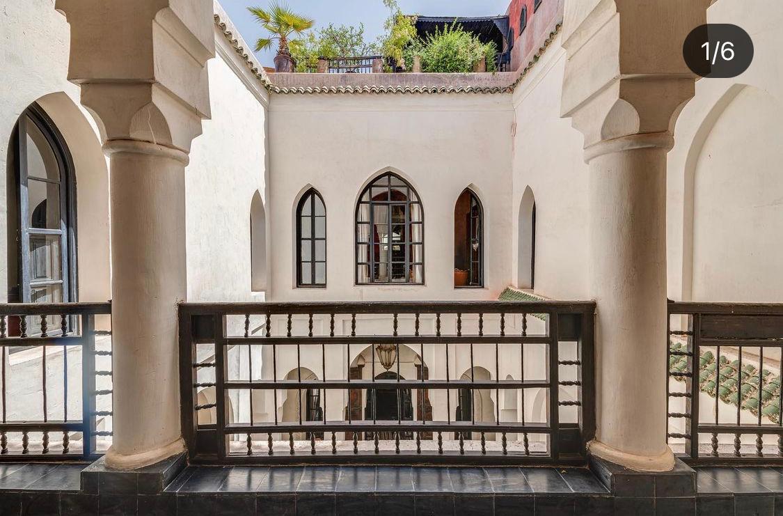 4E110822-E988-40AF-8187-CB666C3A22FE