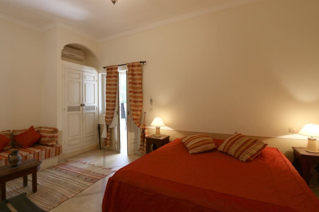 Riads-for-sale-Marrakech-Riad-for-sale-Marrakech-Marrakech-Realty-Marrakech-Real-Estate-Immobilier-Marrakech-Riads-a-vendre-Marrakech-11.jpg