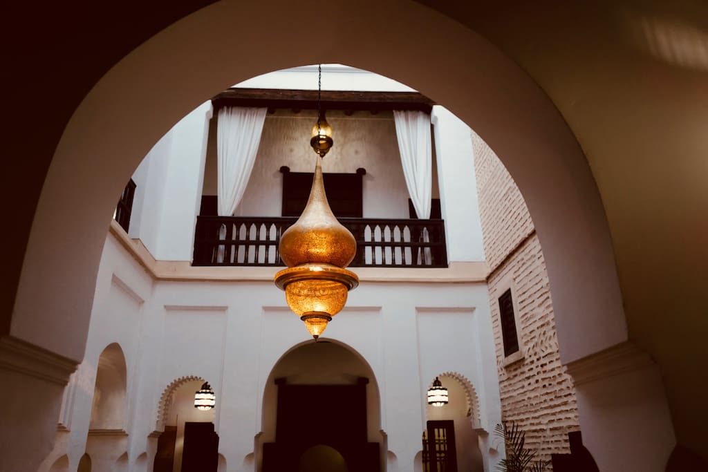 Riads-for-sale-Marrakech-Riad-for-sale-Marrakech-Marrakech-Realty-Marrakech-Real-Estate-Immobilier-Marrakech-Riads-a-vendre-Marrakech-01.jpg