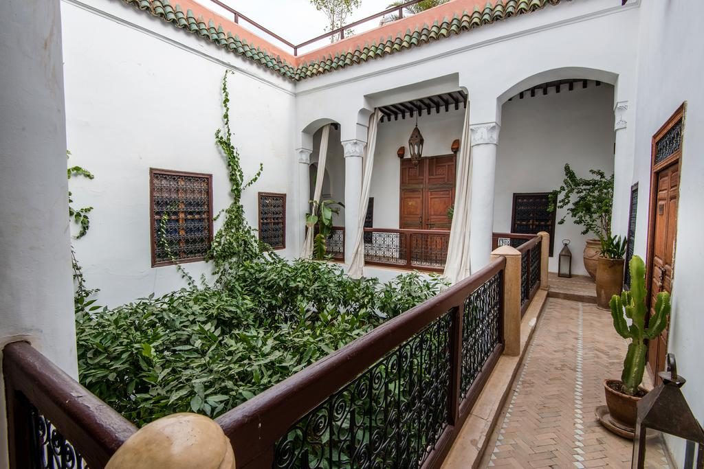 Riads-for-sale-Marrakech-Riad-for-sale-Marrakech-Marrakech-Realty-Marrakech-Real-Estate-Immobilier-Marrakech-Riads-a-vendre-Marrakech-01.jpg