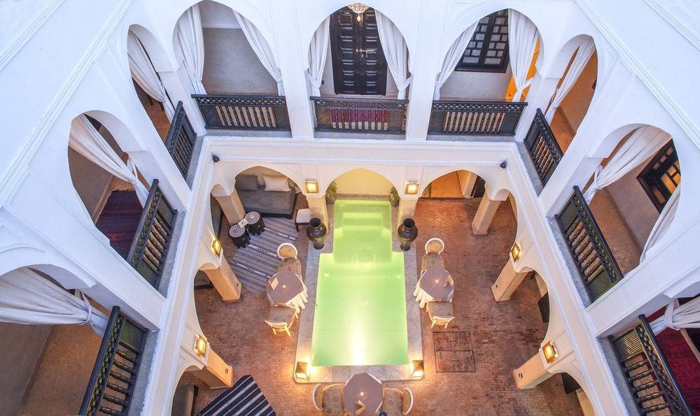 62987C2C-CEA5-4150-8D27-BCBAB8FDC4F3