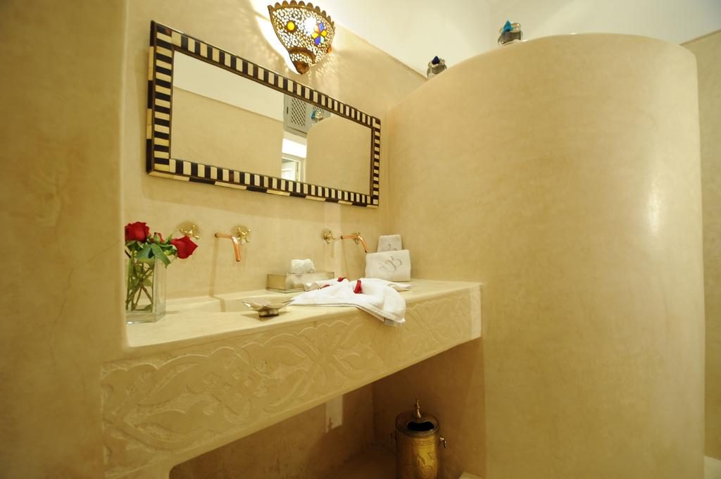 Riads-for-sale-Marrakech-Riad-for-sale-Marrakech-Marrakech-Realty-Marrakech-Real-Estate-Immobilier-Marrakech-Riads-a-vendre-Marrakech-0991.jpg