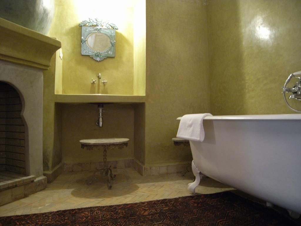 Riads-for-sale-Marrakech-Riad-for-sale-Marrakech-Marrakech-Realty-Marrakech-Real-Estate-Immobilier-Marrakech-Riads-a-vendre-Marrakech-71.jpg