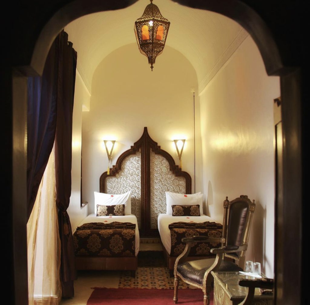 87B763A1-8C60-49C6-AA9F-07920339A3E9