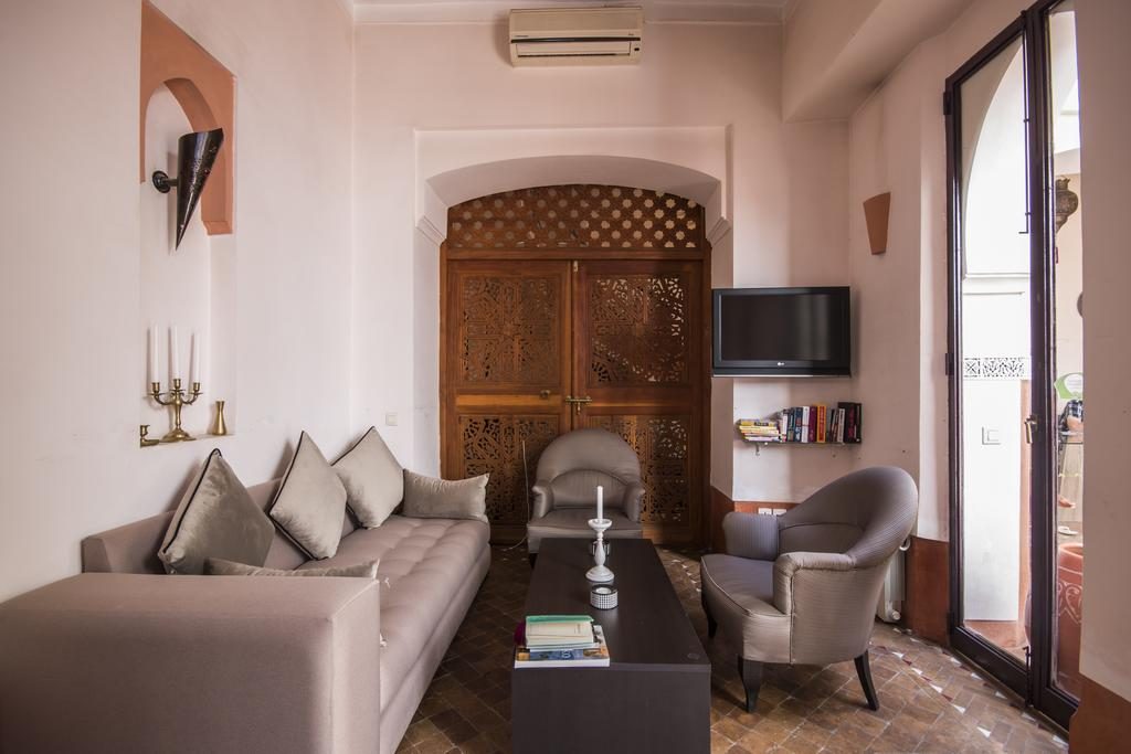 Riads-for-sale-Marrakech-Riad-for-sale-Marrakech-Marrakech-Realty-Marrakech-Real-Estate-Immobilier-Marrakech-Riads-a-vendre-Marrakech-08.jpg