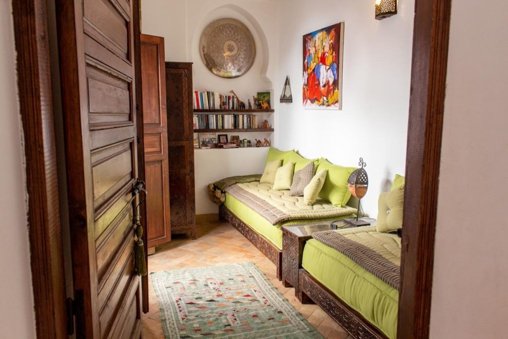 BC58C260-9623-4E3E-A475-0B14681515D3