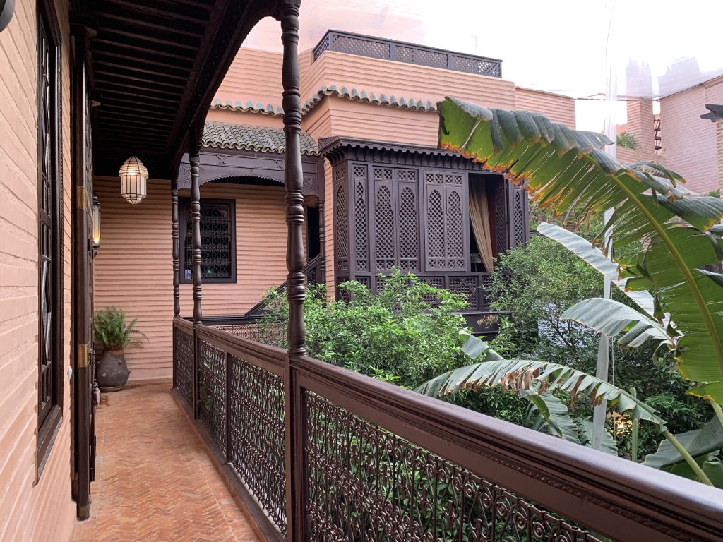 C9809818-4C2C-44BD-81BA-6C4F938FBB81