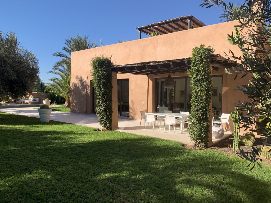 Villas-for-sale-Marrakech-villa-for-sale-Marrakech-Marrakech-Realty-Marrakech-real-estate-Immobilier-Marrakech-villa-a-vendre-Marrakech-05.jpg