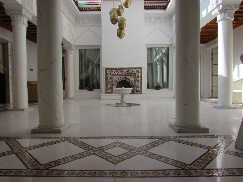 Villas-for-sale-Marrakech-villa-for-sale-Marrakech-Marrakech-Realty-Marrakech-real-estate-Immobilier-Marrakech-villa-a-vendre-Marrakech-02.jpg