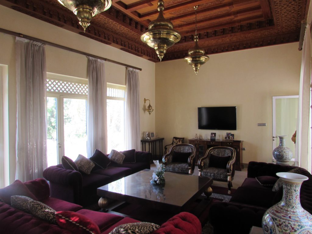 Villas-for-sale-Marrakech-villa-for-sale-Marrakech-Marrakech-Realty-Marrakech-real-estate-Immobilier-Marrakech-villa-a-vendre-Marrakech-08.jpg