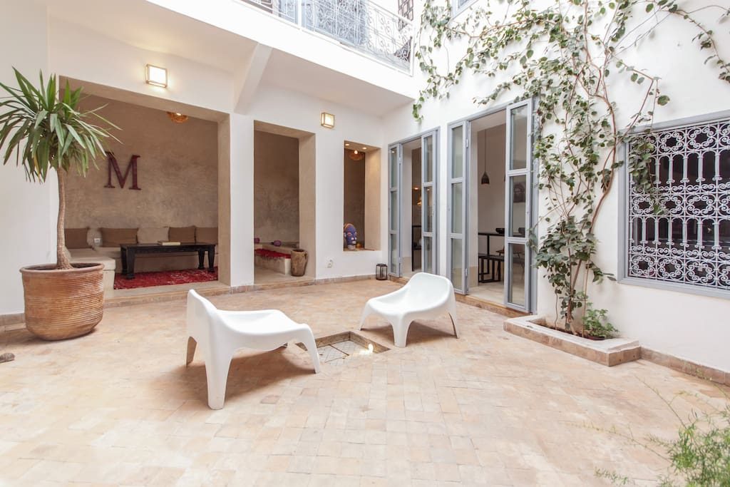 Riads-for-sale-Marrakech-Riad-for-sale-Marrakech-Marrakech-Realty-Marrakech-Real-Estate-Immobilier-Marrakech-Riads-a-vendre-Marrakech-02.jpg