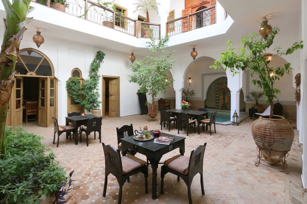 Riads-for-sale-Marrakech-Riad-for-sale-Marrakech-Marrakech-Realty-Marrakech-Real-Estate-Immobilier-Marrakech-Riads-a-vendre-Marrakech-31.jpg