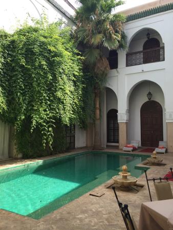 Riads-for-sale-Marrakech-Riad-for-sale-Marrakech-Marrakech-Realty-Marrakech-Real-Estate-Immobilier-Marrakech-Riads-a-vendre-Marrakech-05.jpg