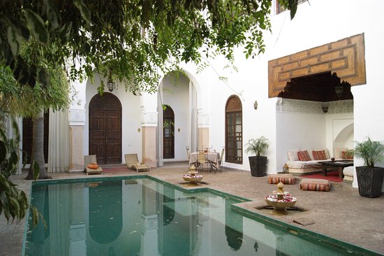Riads-for-sale-Marrakech-Riad-for-sale-Marrakech-Marrakech-Realty-Marrakech-Real-Estate-Immobilier-Marrakech-Riads-a-vendre-Marrakech-06.jpg